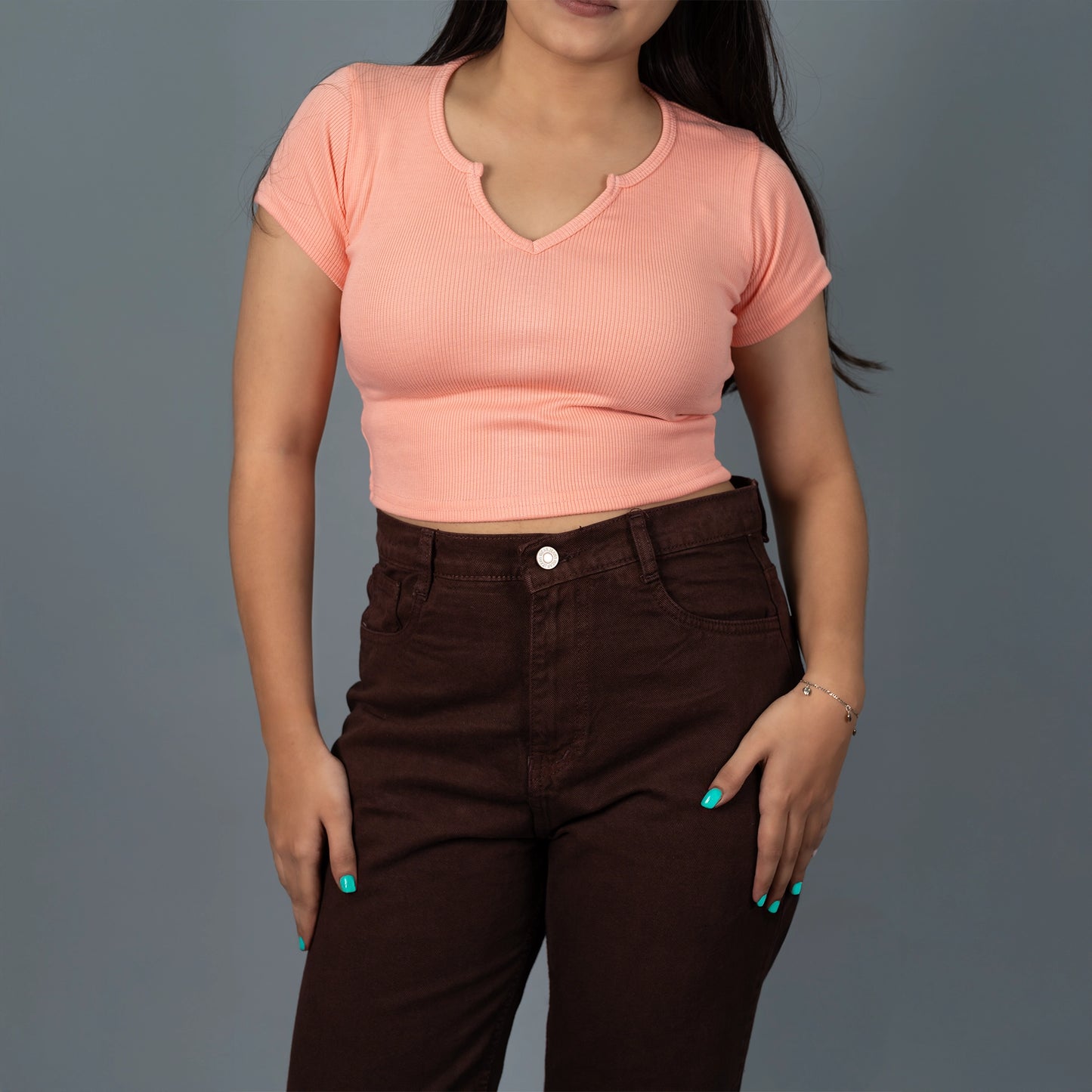 Highwaist Mom Fit Denim In Brown