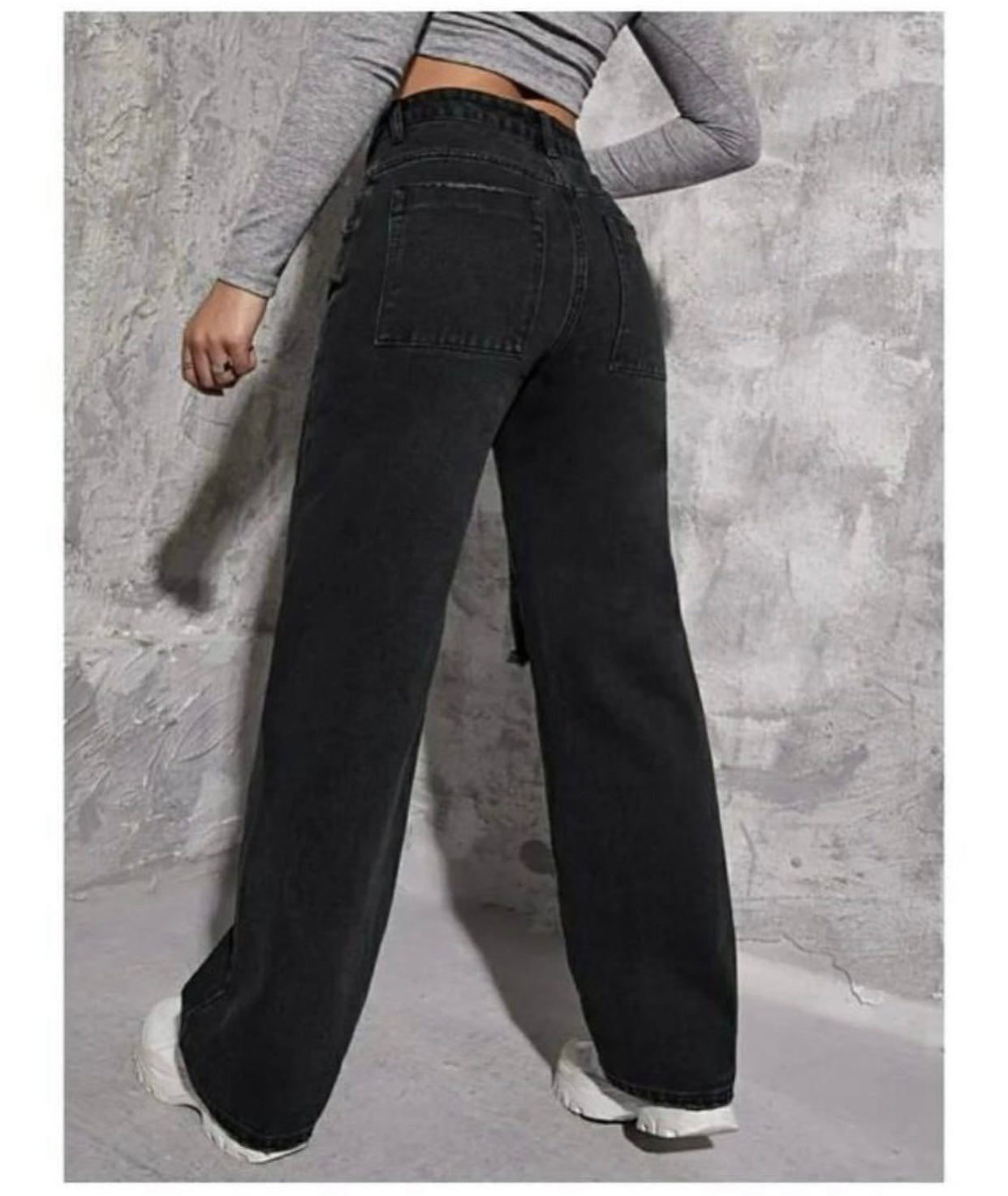 Highwaist Straight Fit Wide Leg One Knee Distressed Denim In Black