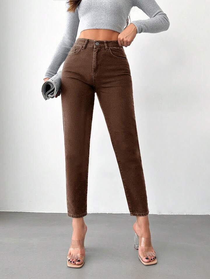 Highwaist Mom Fit Denim In Brown