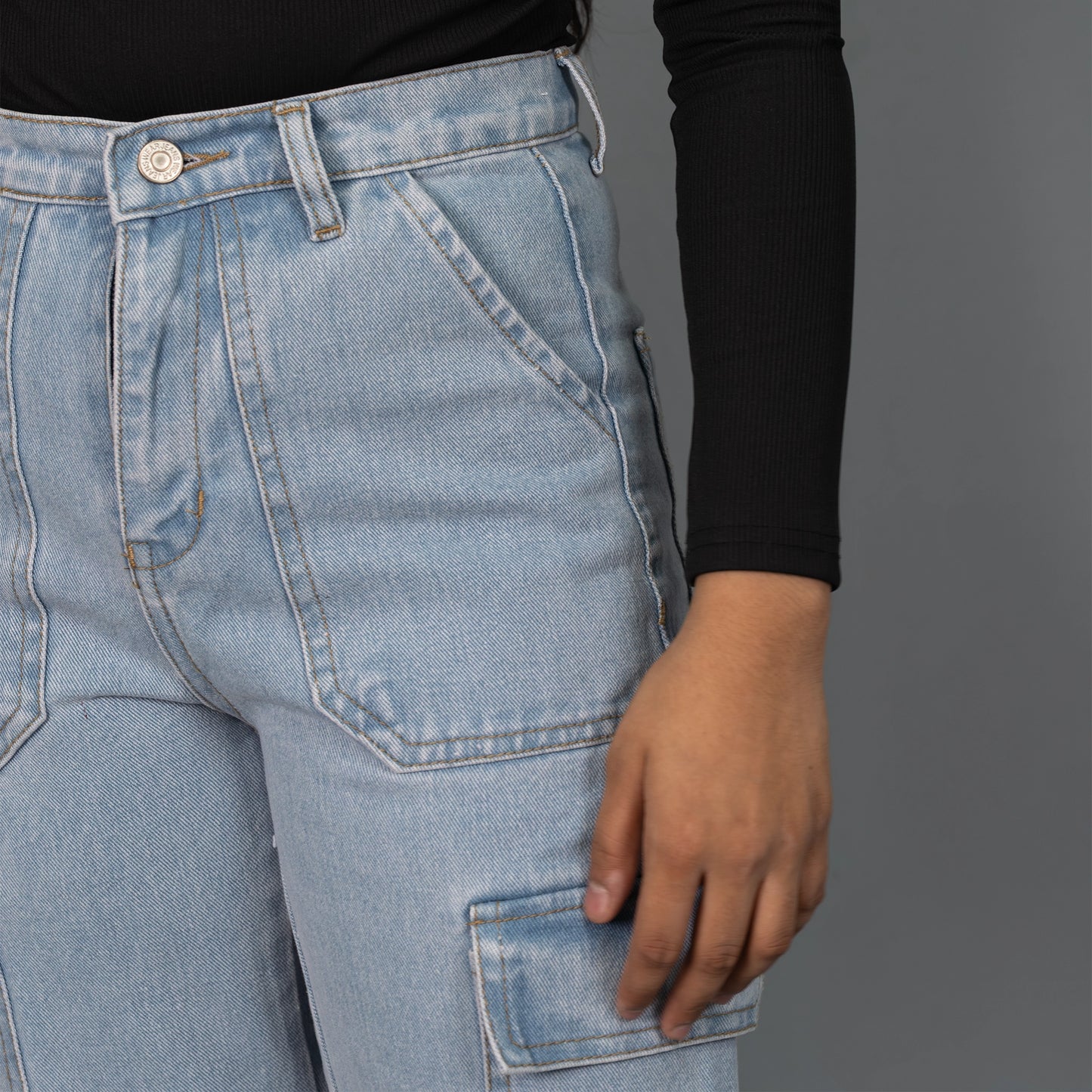 Highwaist Flap Pockets Cargo Style Denim In Light Blue