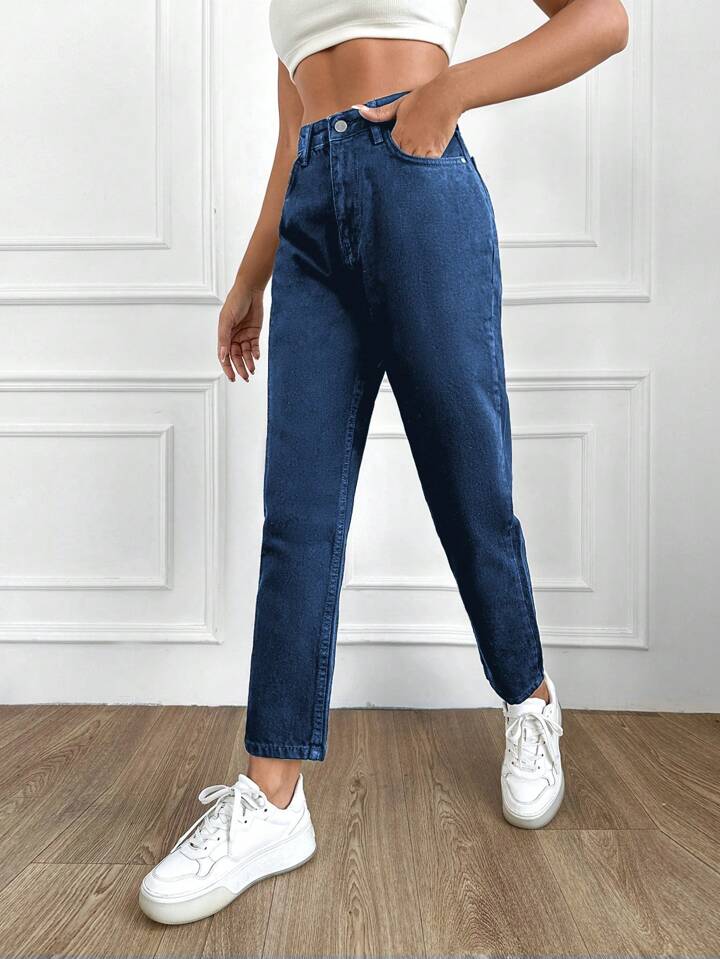 Highwaist Mom Fit Denim In Dark Blue