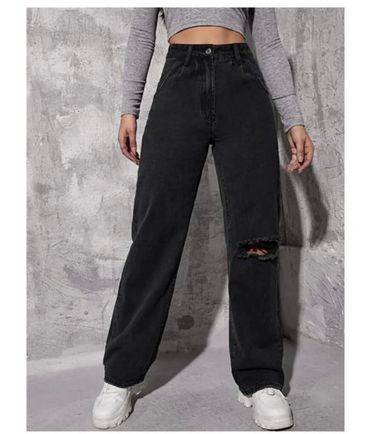 Highwaist Straight Fit Wide Leg One Knee Distressed Denim In Black
