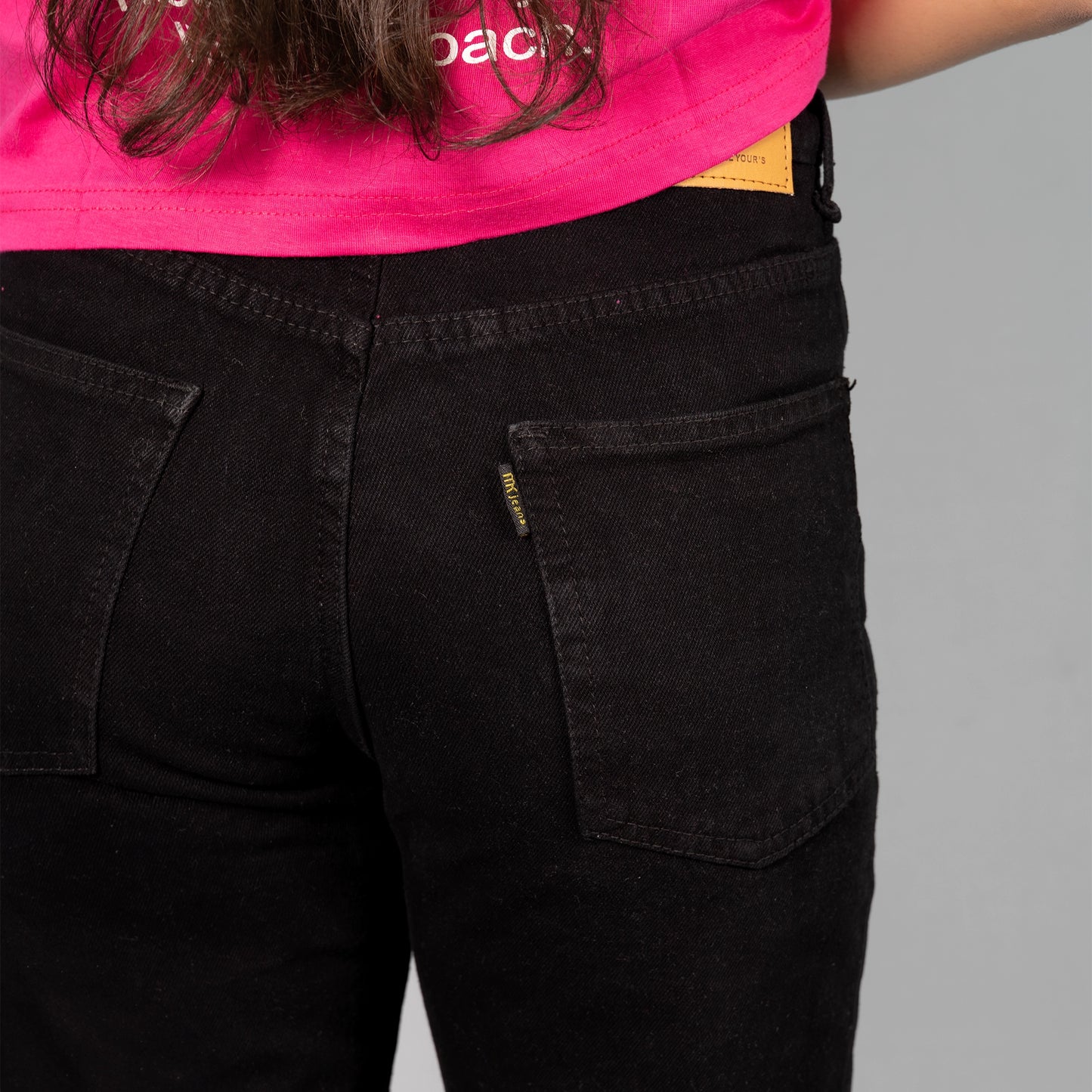 Highwaist Mom Fit Denim In Black