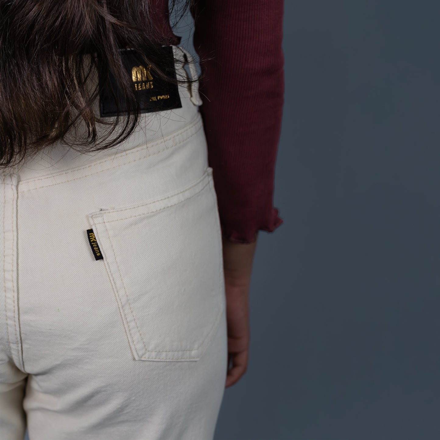 Highwaist Mom Fit Denim In Beige