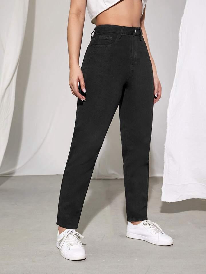 Highwaist Mom Fit Denim In Black