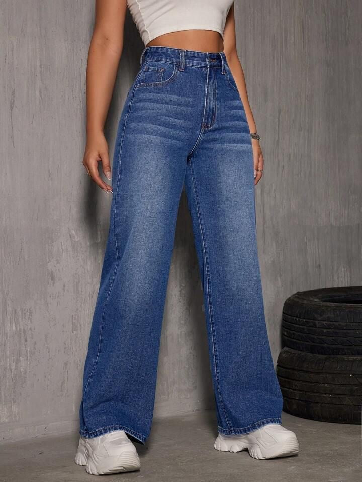 Highwaist Whisker Straight Fit Wide Leg Denim In Dark Blue