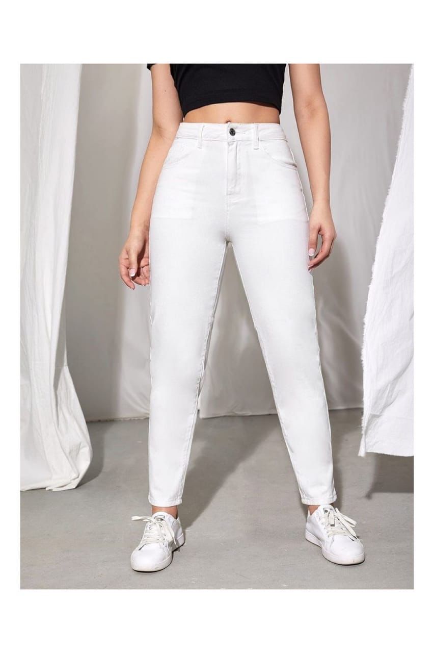 Highwaist Mom Fit Denim In White