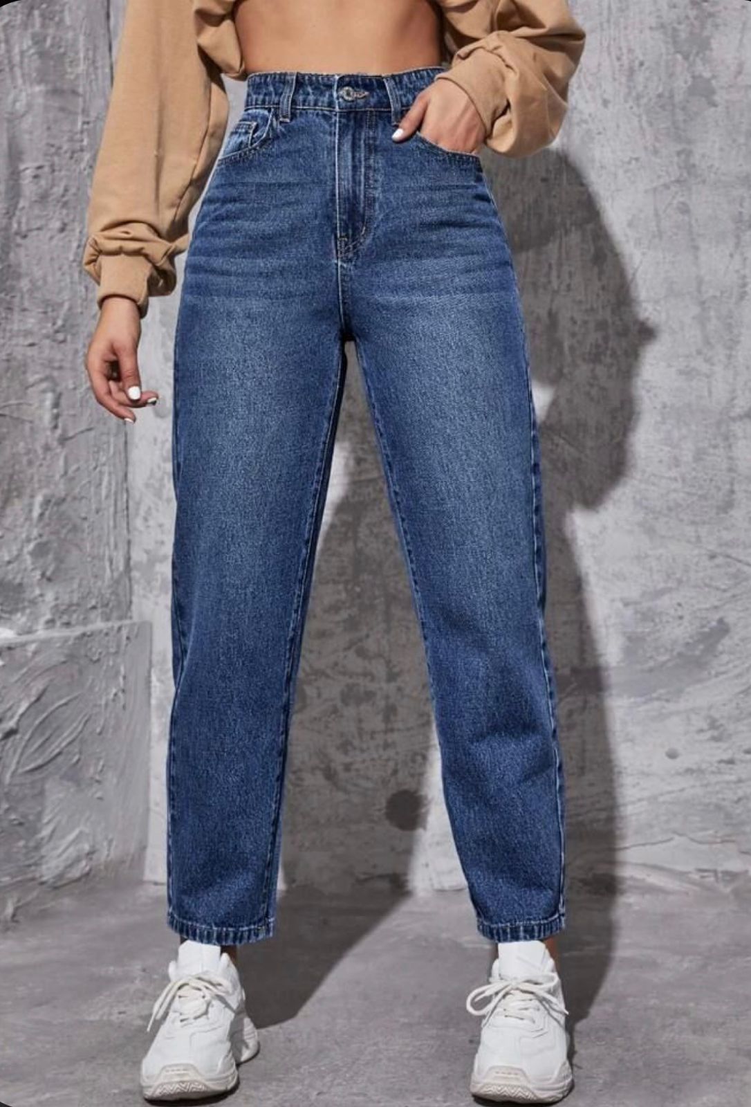 Highwaist Whiskers Mom Fit Denim In Dark Blue