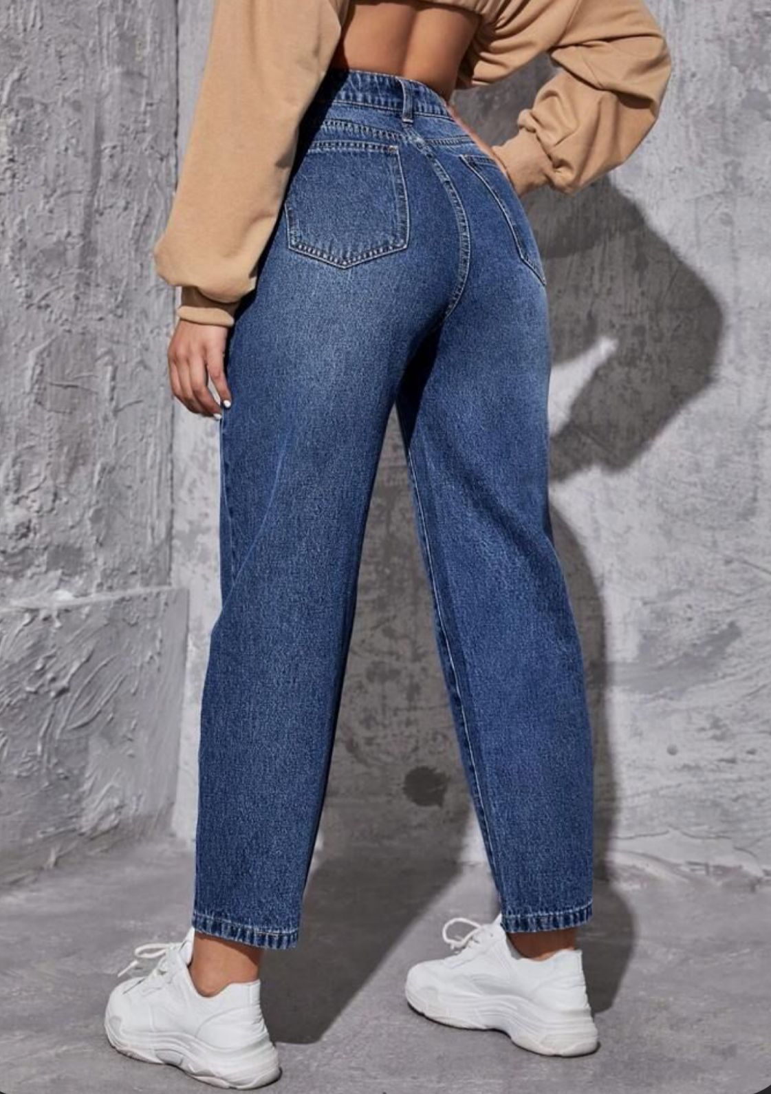 Highwaist Whiskers Mom Fit Denim In Dark Blue