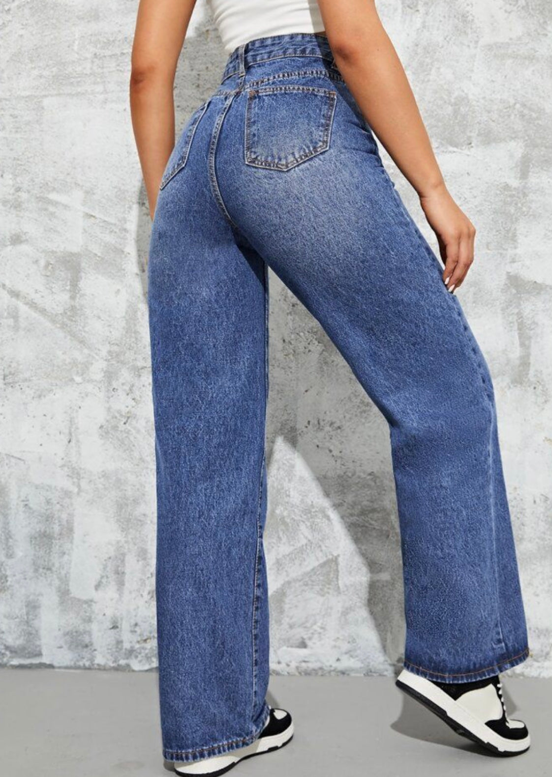Highwaist Whiskers Straight Fit Wide Leg Denim In Dark Blue