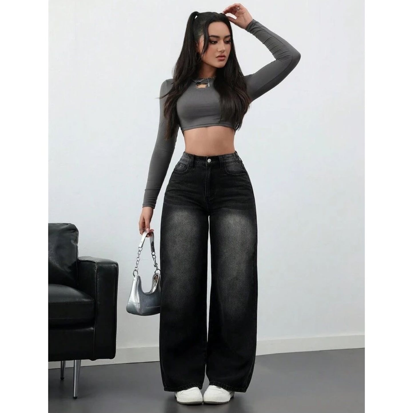 Highwaist Stretchable Whisker Wash Baggy Fit Denim