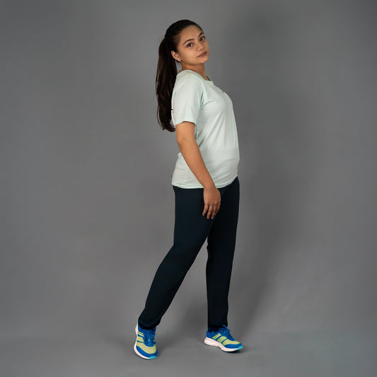 Glamulous Clothing Teal Blue sports mesh leggings front view
