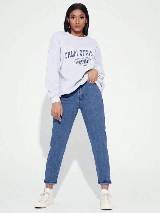 Highwaist Mom Fit Denim In Stone Blue