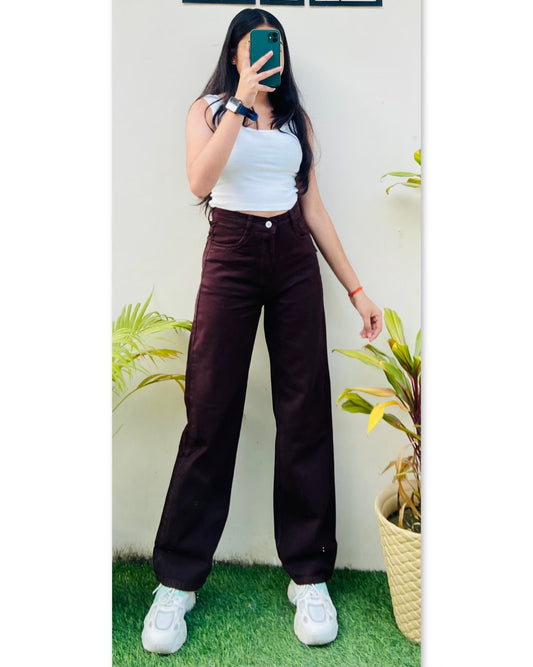 Highwaist Straight Fit Wide Leg In Dark Brown