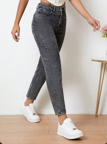 Highwaist Mom Fit Denim In Charcoal Grey