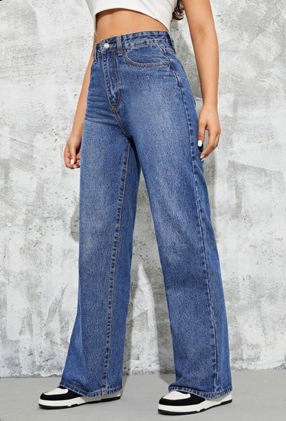 Highwaist Whiskers Straight Fit Wide Leg Denim In Dark Blue